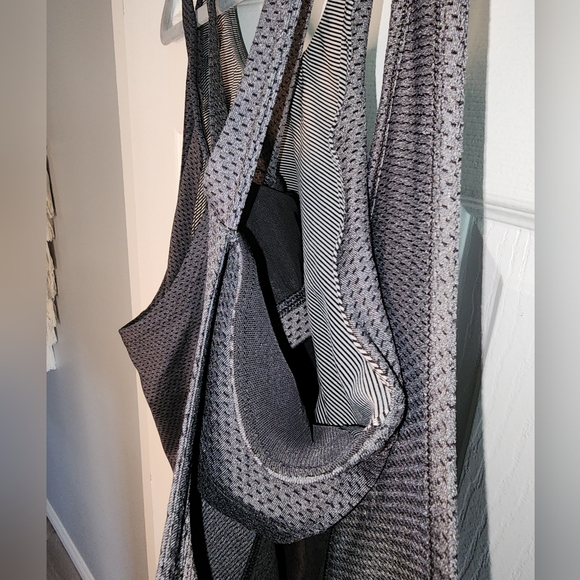 💥Sale💥Lole Tank with Built in Sports Bra - Picture 4 of 7